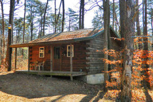 exterior of log cabin in Hocking Hills