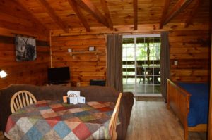 interior of Silverwolf log cabin rental